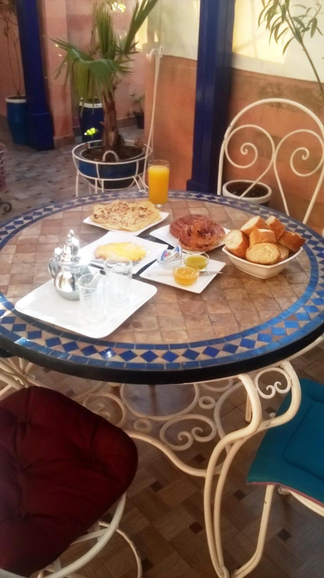 Riad Tamazouzte Hotel Marrakesh Exterior photo